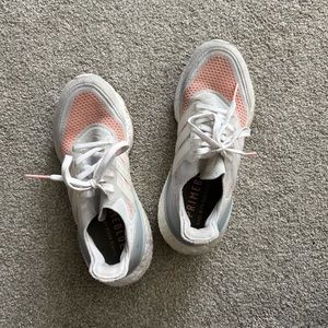 adidas ultra boost 22